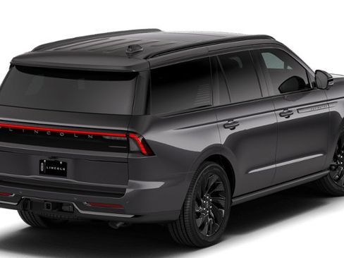 New 2027 Lincoln Navigator Reserve AWD/4WD image 26