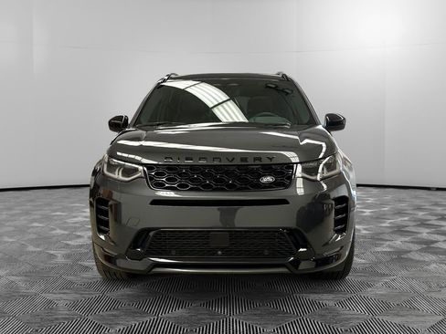 Used 2025 Land Rover Discovery Sport Dynamic SE image 2