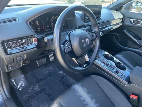 Used 2023 Honda Civic Sport image 10