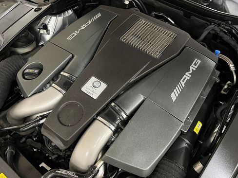 Used 2014 Mercedes-Benz S 63 AMG 4MATIC Sedan image 38