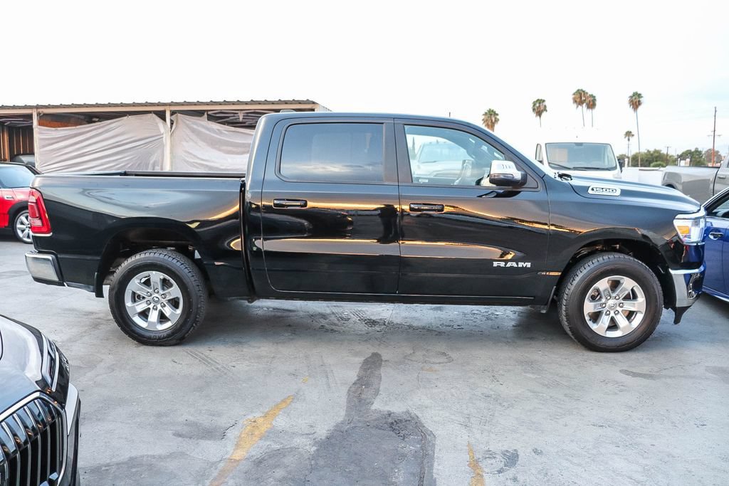 Used 2024 RAM 1500 Laramie AWD/4WD image 13