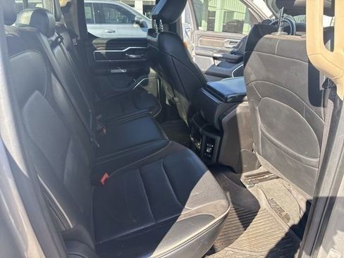 Used 2019 RAM 1500 Laramie image 39