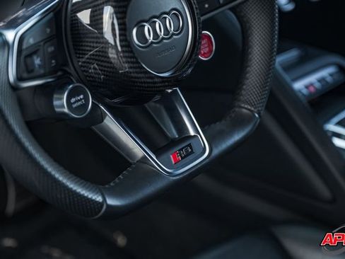 Used 2018 Audi R8 V10 w/ Premium Package image 91