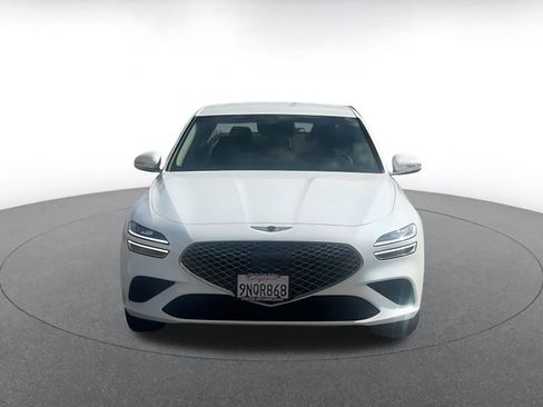 Used 2025 Genesis G70 2.5T image 3