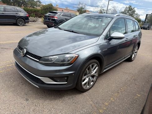 Used 2019 Volkswagen Golf Alltrack S AWD/4WD image 11