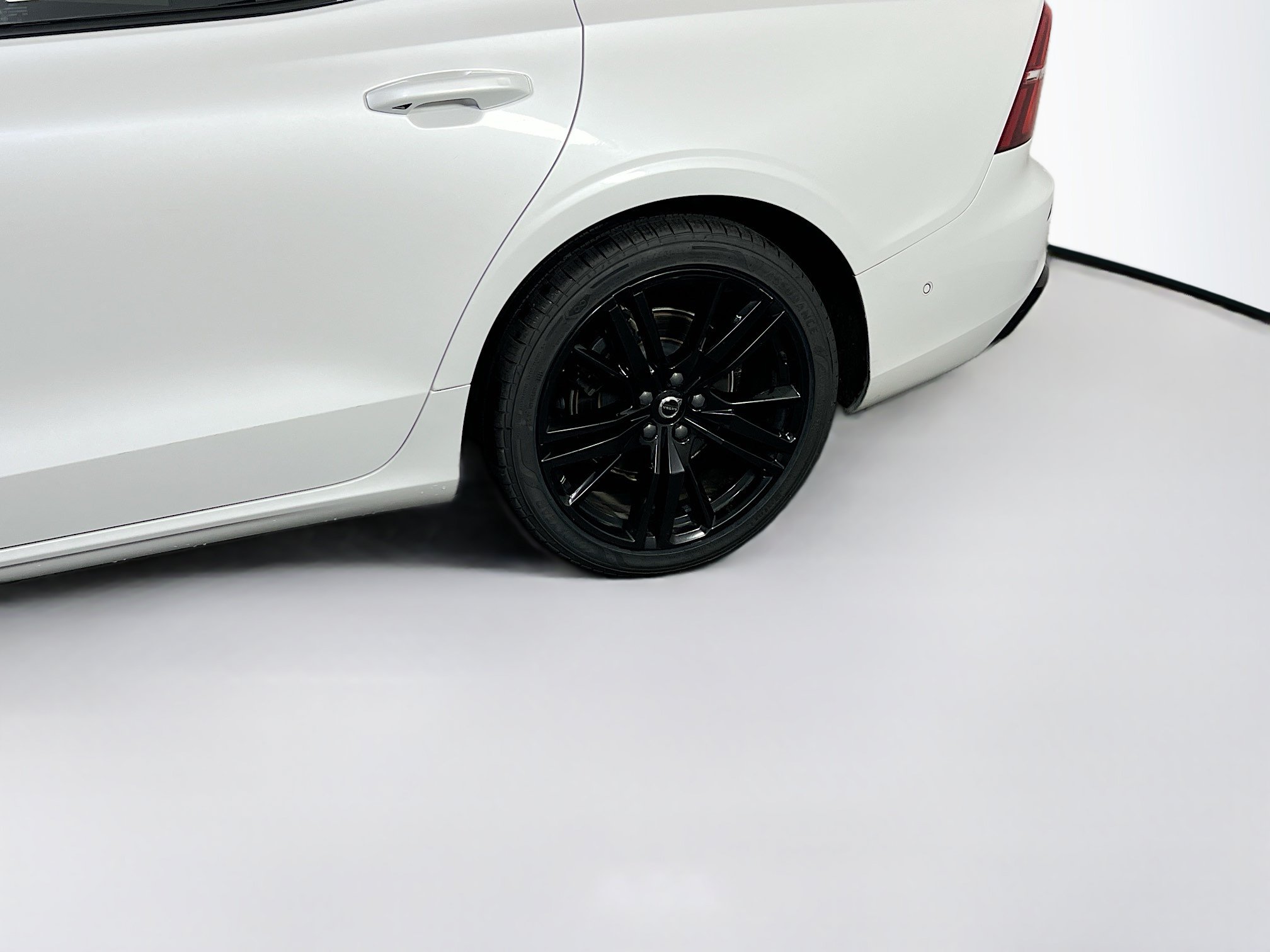 Used 2023 Volvo S60 B5 Plus w/ Climate Package AWD/4WD image 30