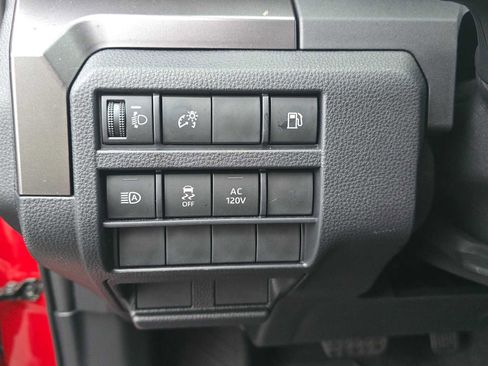 Certified 2025 Toyota 4Runner TRD Off-Road image 26