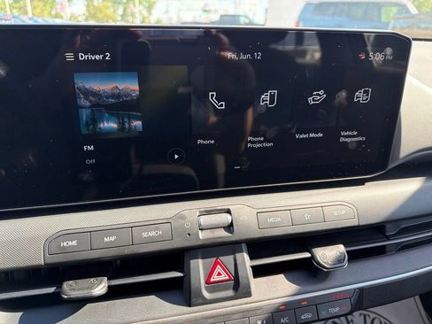 Used 2025 Kia K4 FWD image 15