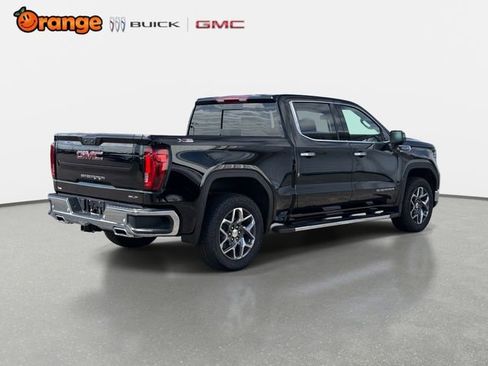 New 2026 GMC Sierra 1500 SLT w/ SLT Premium Package image 3