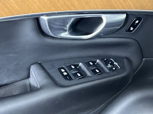 Used 2024 Volvo XC90 B6 Plus w/ Protection Package image 15