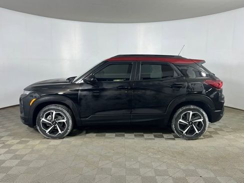 Used 2023 Chevrolet TrailBlazer RS w/ Sun and Liftgate Package image 10