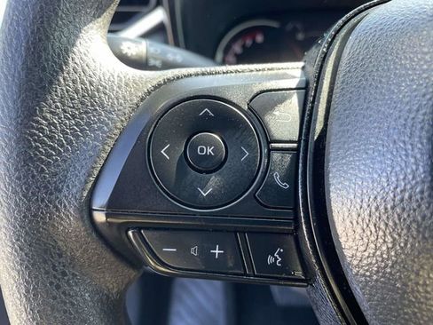 Used 2024 Toyota RAV4 XLE image 18