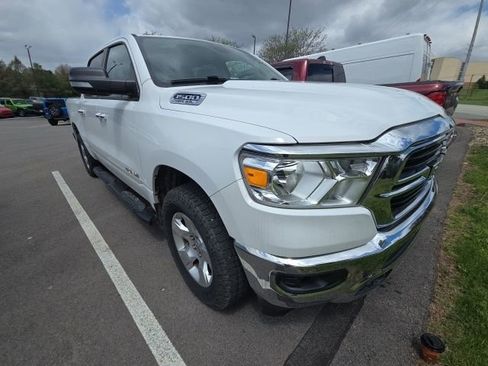 Used 2019 RAM 1500 Big Horn AWD/4WD image 3