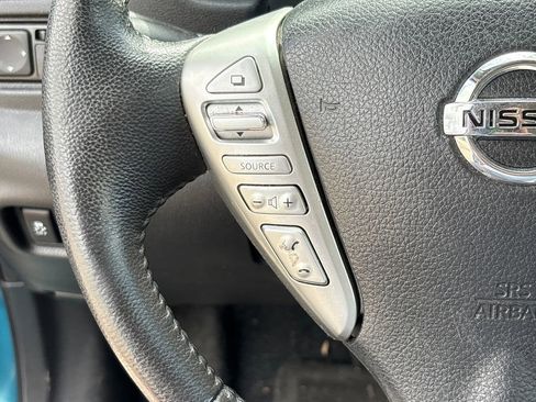 Used 2015 Nissan Versa Note SV FWD image 18