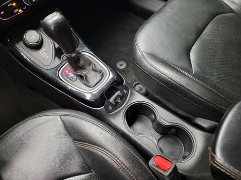 Used 2019 Jeep Compass Limited AWD/4WD image 26