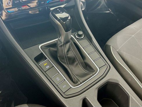 Certified 2025 Volkswagen Jetta Sport FWD image 16