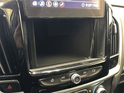 Used 2020 Chevrolet Traverse LT w/ LPO, Floor Liner Package image 20