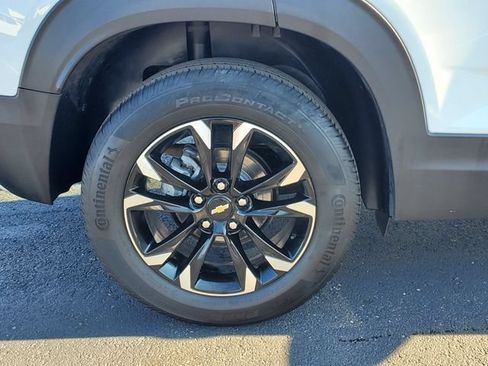 Certified 2023 Chevrolet TrailBlazer LT FWD image 9