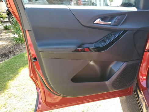 New 2026 Chevrolet Equinox LT image 18