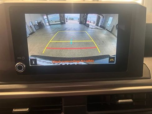Used 2026 Toyota 4Runner SR5 AWD/4WD image 18