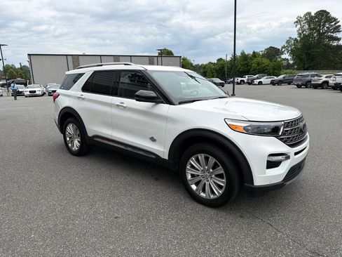 Used 2022 Ford Explorer King Ranch w/ Class IV Trailer Tow Package AWD/4WD image 9