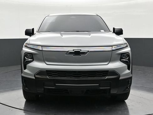 Used 2026 Chevrolet Silverado EV LT w/ Plus Package AWD/4WD image 8