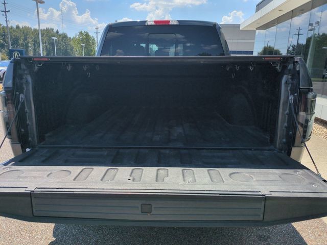 Used 2019 Ford F150 Platinum w/ Equipment Group 701A Luxury AWD/4WD image 7