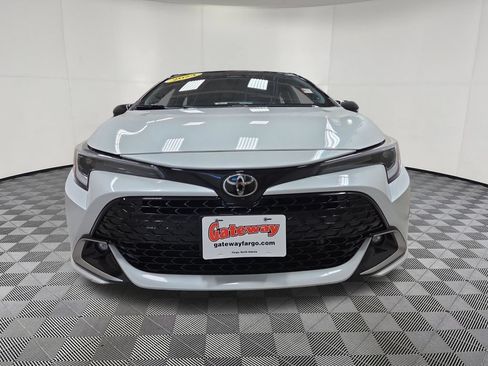 Used 2024 Toyota Corolla XSE FWD image 5