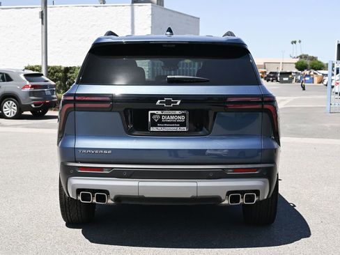 New 2026 Chevrolet Traverse LT w/ Driver Confidence Package FWD image 5