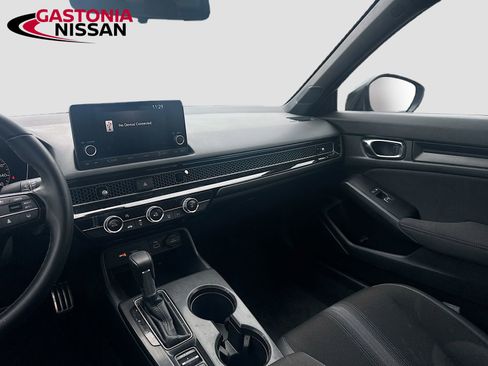 Used 2024 Honda Civic Sport image 29