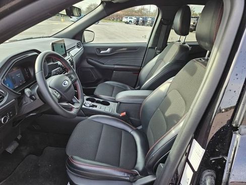 Used 2025 Ford Escape ST-Line image 9