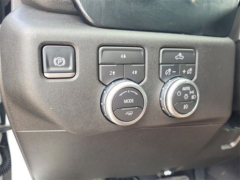 Used 2026 GMC Sierra 3500 SLE w/ SLE Value Package image 23
