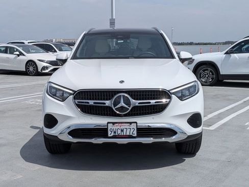 Used 2026 Mercedes-Benz GLC 300 4MATIC image 2
