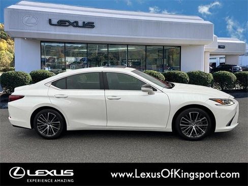 Used 2024 Lexus ES 350 w/ Premium Package image 5