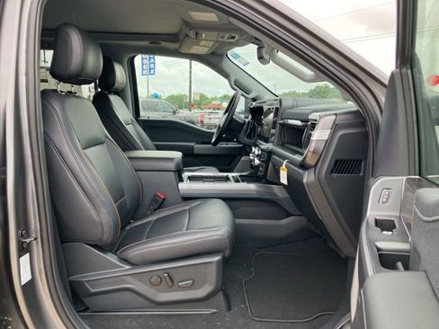 New 2025 Ford F250 Lariat w/ Lariat Ultimate Package image 11