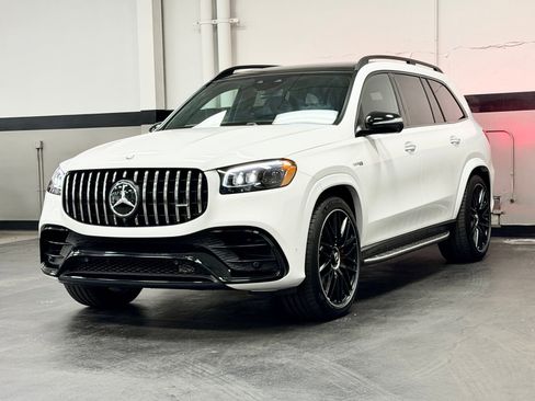 Used 2025 Mercedes-Benz GLS 63 AMG 4MATIC image 7