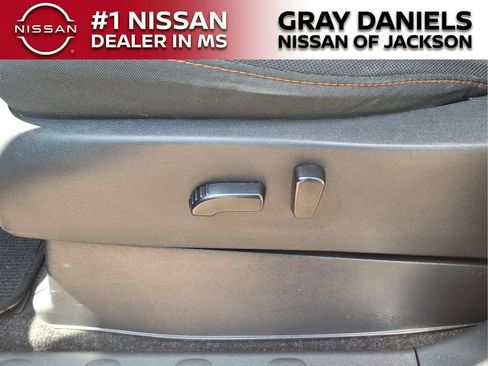Used 2023 Nissan Frontier Pro-X w/ Technology Package RWD image 12