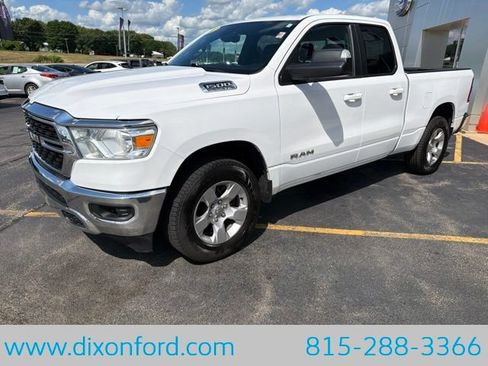 Used 2022 RAM 1500 Big Horn AWD/4WD image 3