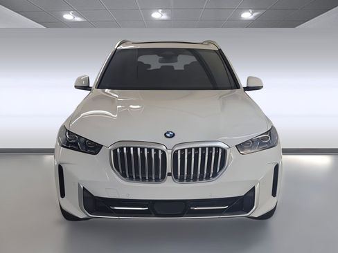 Used 2026 BMW X5 sDrive40i w/ Parking Assistance Package image 2