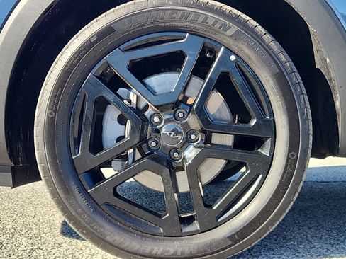 Used 2025 Kia Telluride EX X-Line image 6