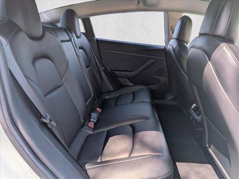 Used 2022 Tesla Model 3 Long Range AWD/4WD image 20