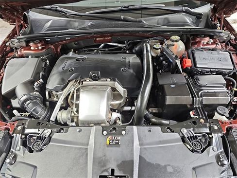 Used 2018 Buick Regal Preferred w/ Sights and Sounds Package image 29