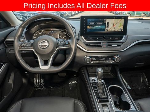Certified 2025 Nissan Altima 2.5 SL FWD image 6