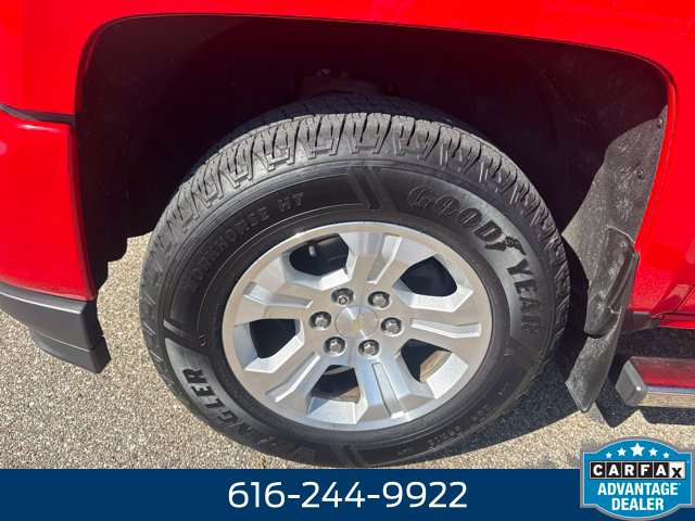 Used 2018 Chevrolet Silverado 1500 LT w/ All Star Edition AWD/4WD image 10