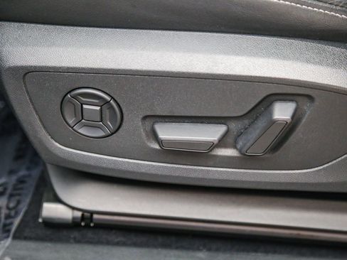 Used 2023 Audi Q4 e-tron Premium Plus w/ Premium Plus AWD/4WD image 22