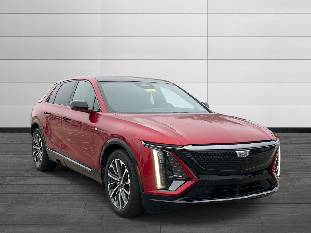 Certified 2024 Cadillac Lyriq Sport RWD image 7