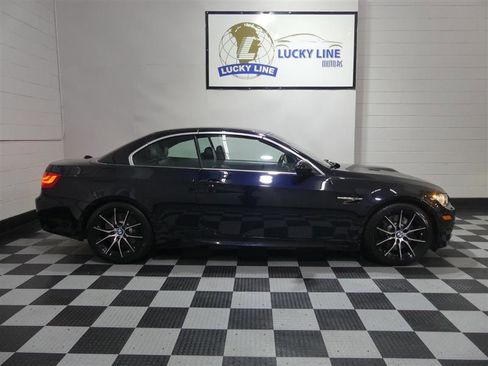 Used 2013 BMW M3 Convertible image 6