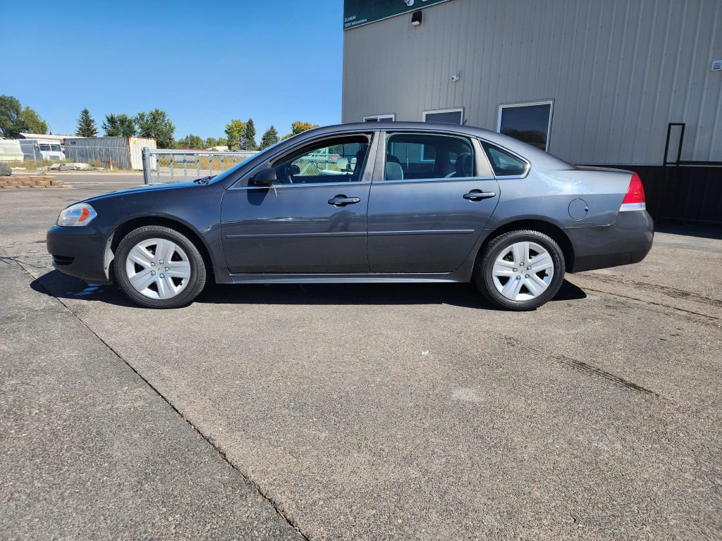 Used 2011 Chevrolet Impala LS FWD image 2