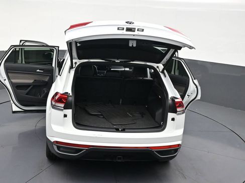 Used 2021 Volkswagen Atlas Cross Sport SEL FWD image 33
