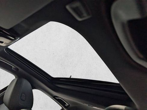 New 2026 BMW 330i Sedan RWD image 18